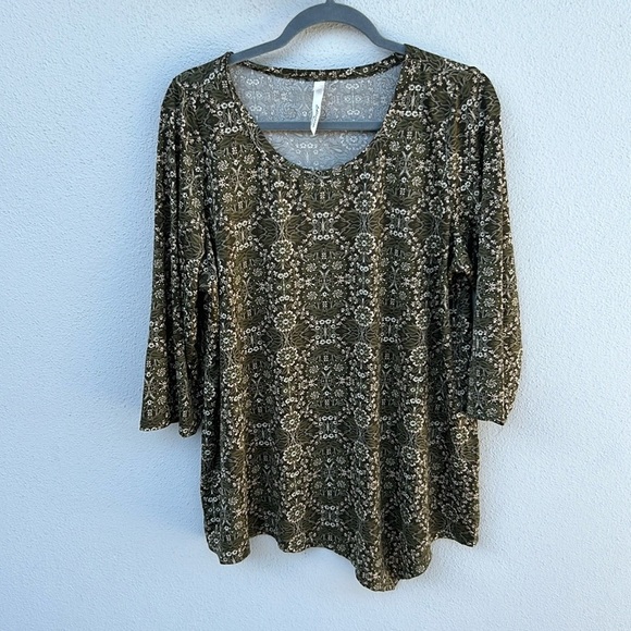 NY Collection Woman Green Tunic Asymmetrical Hem Detail Size 1X Plus - Picture 1 of 6